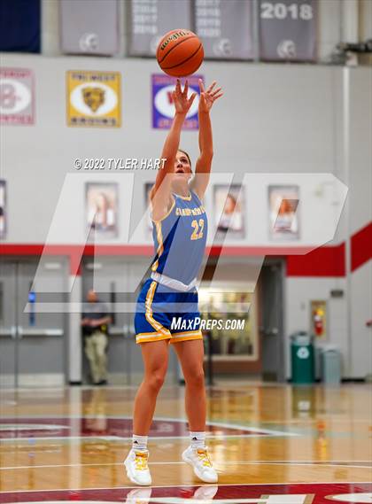 Thumbnail 2 in Danville vs. Crawfordsville (IHSAA 3A Sectional Semifinal) photogallery.