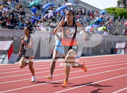 Thumbnail 1 in West Coast Relays (Track Events) photogallery.