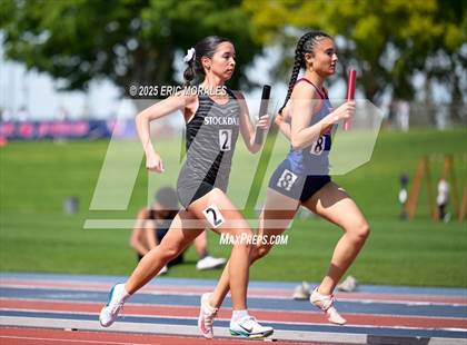 Thumbnail 1 in West Coast Relays (Track Events) photogallery.