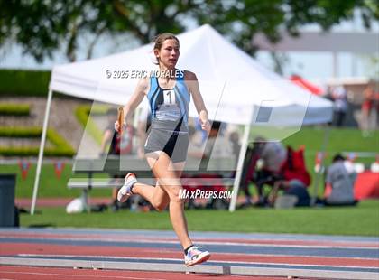 Thumbnail 1 in West Coast Relays (Track Events) photogallery.