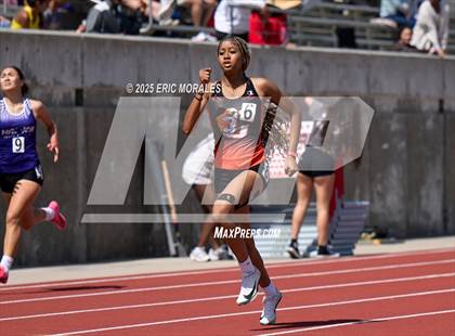 Thumbnail 2 in West Coast Relays (Track Events) photogallery.