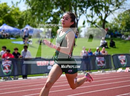 Thumbnail 1 in West Coast Relays (Track Events) photogallery.