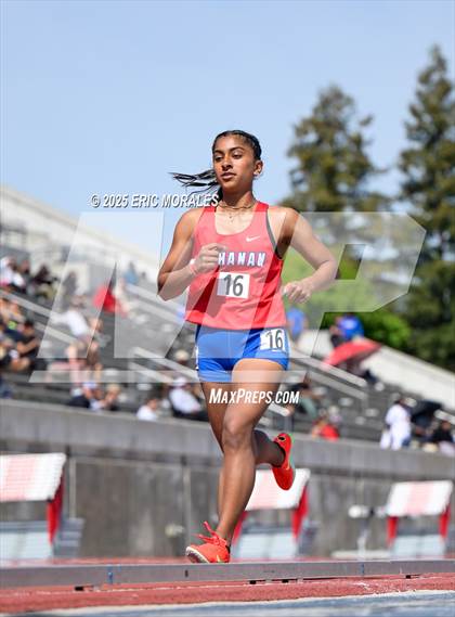 Thumbnail 3 in West Coast Relays (Track Events) photogallery.