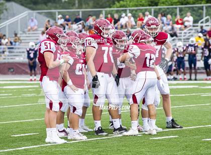 Thumbnail 2 in Lee @ E. D. White(Scrimmage) photogallery.
