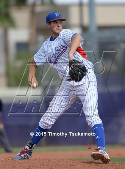 Thumbnail 1 in Reno vs Green Valley (NIAA D1 2nd Round Playoff) photogallery.