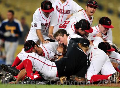 Thumbnail 2 in Harvard-Westlake vs. Marina (CIF SS D1 Final) photogallery.