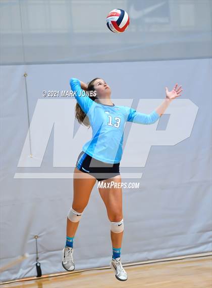 Thumbnail 1 in Vista Murrieta vs. Marymount (Nike Tournament of Champions) photogallery.