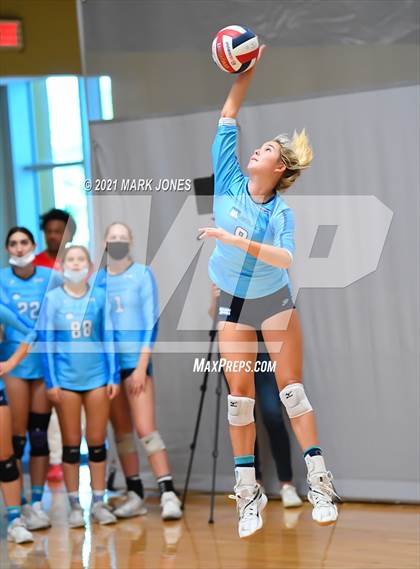 Thumbnail 1 in Vista Murrieta vs. Marymount (Nike Tournament of Champions) photogallery.