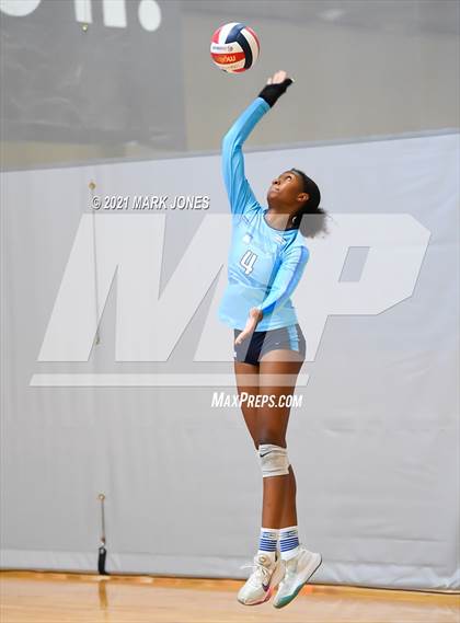 Thumbnail 1 in Vista Murrieta vs. Marymount (Nike Tournament of Champions) photogallery.
