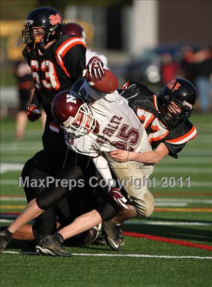 Thumbnail 2 in New Paltz @ Marlboro Central photogallery.
