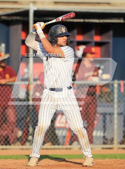 Thumbnail 3 in Maryknoll vs La Salle photogallery.