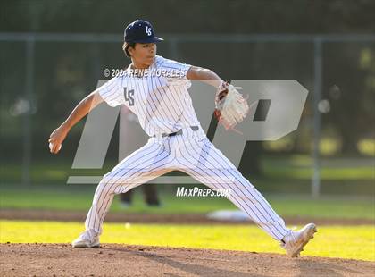 Thumbnail 3 in Maryknoll vs La Salle photogallery.