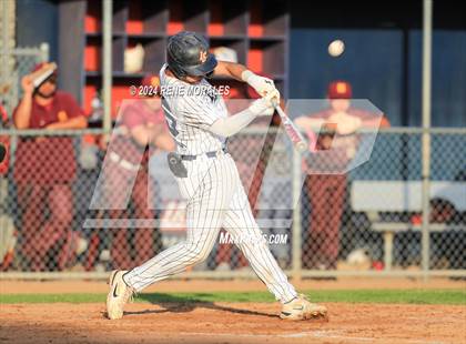 Thumbnail 2 in Maryknoll vs La Salle photogallery.