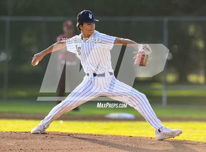 Thumbnail 1 in Maryknoll vs La Salle photogallery.