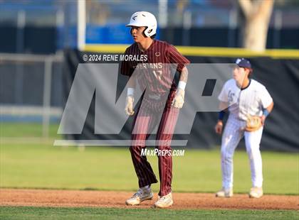 Thumbnail 1 in Maryknoll vs La Salle photogallery.