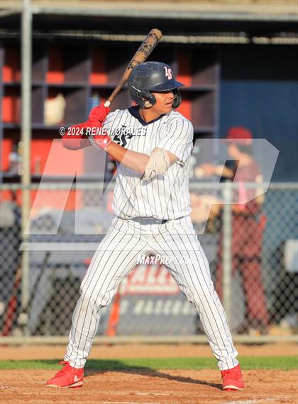 Thumbnail 1 in Maryknoll vs La Salle photogallery.