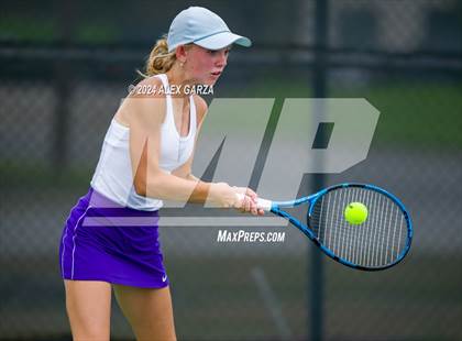 Thumbnail 2 in UIL 1A, 2A & 3A Tennis State Semifinals photogallery.