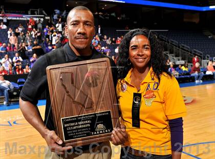 Thumbnail 2 in Ridgeview vs. Lynwood (CIF SoCal Regional D1 Final) photogallery.
