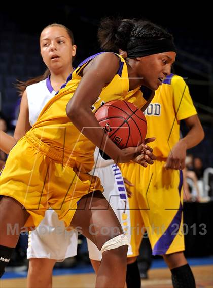 Thumbnail 3 in Ridgeview vs. Lynwood (CIF SoCal Regional D1 Final) photogallery.