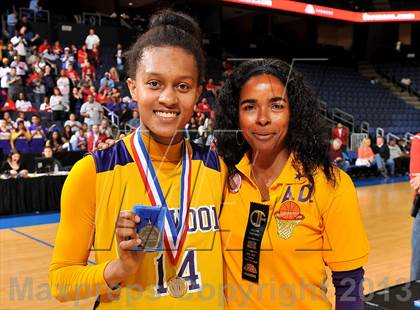 Thumbnail 3 in Ridgeview vs. Lynwood (CIF SoCal Regional D1 Final) photogallery.
