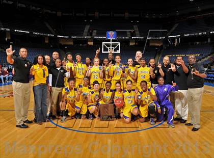 Thumbnail 1 in Ridgeview vs. Lynwood (CIF SoCal Regional D1 Final) photogallery.