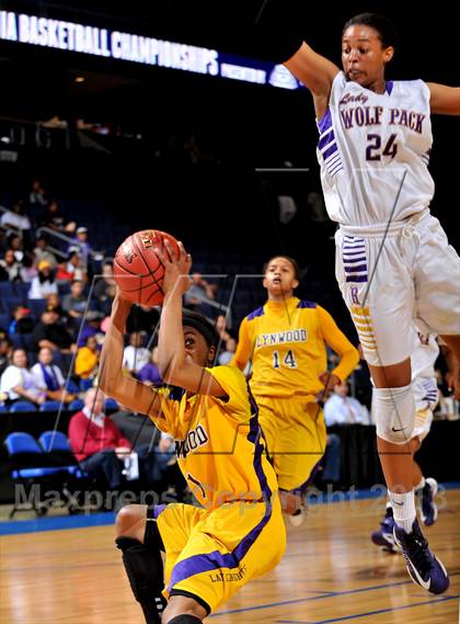 Thumbnail 3 in Ridgeview vs. Lynwood (CIF SoCal Regional D1 Final) photogallery.