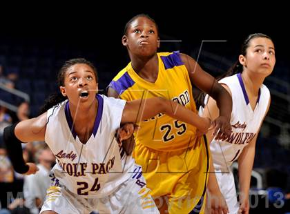 Thumbnail 2 in Ridgeview vs. Lynwood (CIF SoCal Regional D1 Final) photogallery.