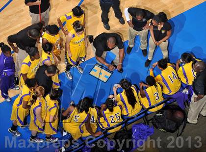 Thumbnail 1 in Ridgeview vs. Lynwood (CIF SoCal Regional D1 Final) photogallery.