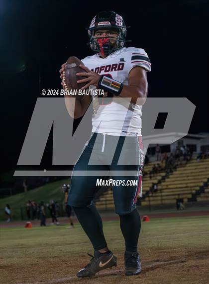 Thumbnail 2 in Radford @ Nanakuli photogallery.