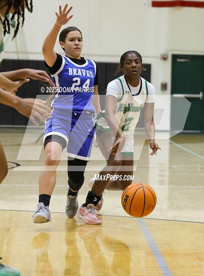 Thumbnail 3 in Alta Loma @ Upland photogallery.