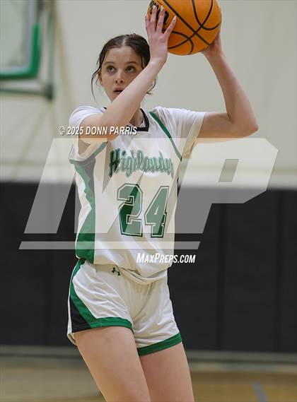 Thumbnail 1 in Alta Loma @ Upland photogallery.