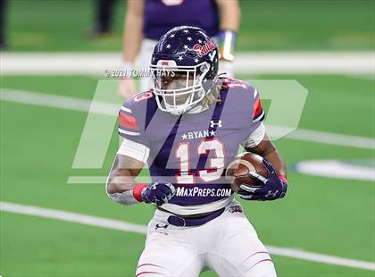 Thumbnail 3 in Cedar Park vs. Ryan (UIL 5A Division I Final) photogallery.