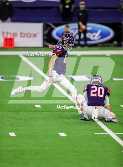 Thumbnail 1 in Cedar Park vs. Ryan (UIL 5A Division I Final) photogallery.