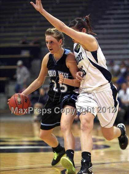 Thumbnail 2 in Air Academy vs. Pueblo West (CHSAA 4A Semifinal) photogallery.