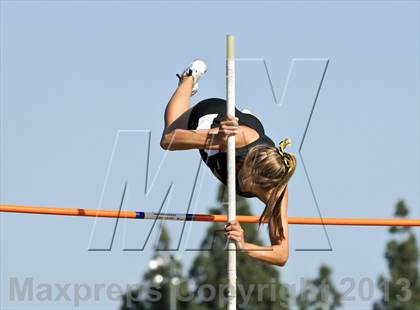 Thumbnail 3 in Arcadia Invitational (Womens Field Events) photogallery.