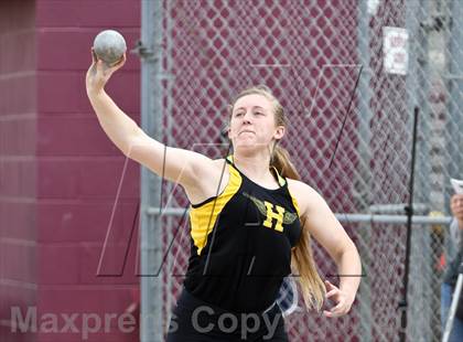 Thumbnail 2 in Arcadia Invitational (Womens Field Events) photogallery.