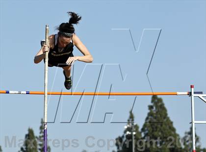 Thumbnail 1 in Arcadia Invitational (Womens Field Events) photogallery.