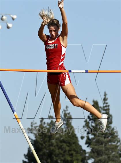 Thumbnail 1 in Arcadia Invitational (Womens Field Events) photogallery.