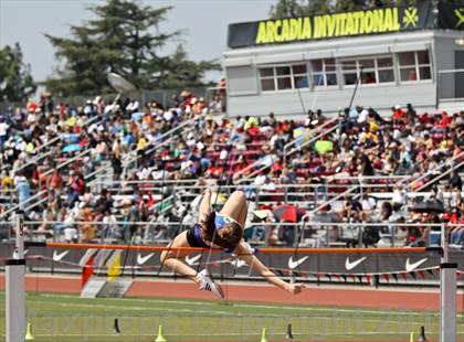 Thumbnail 2 in Arcadia Invitational (Womens Field Events) photogallery.
