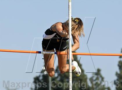 Thumbnail 2 in Arcadia Invitational (Womens Field Events) photogallery.