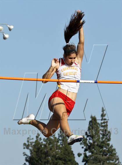 Thumbnail 1 in Arcadia Invitational (Womens Field Events) photogallery.
