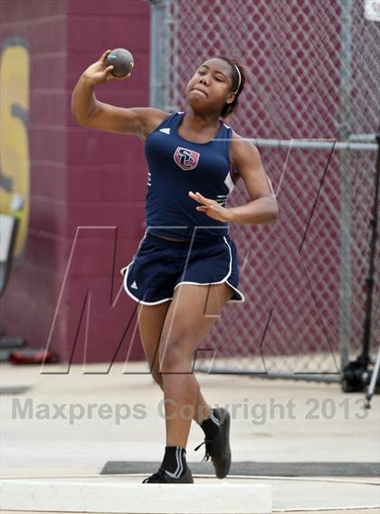 Thumbnail 3 in Arcadia Invitational (Womens Field Events) photogallery.