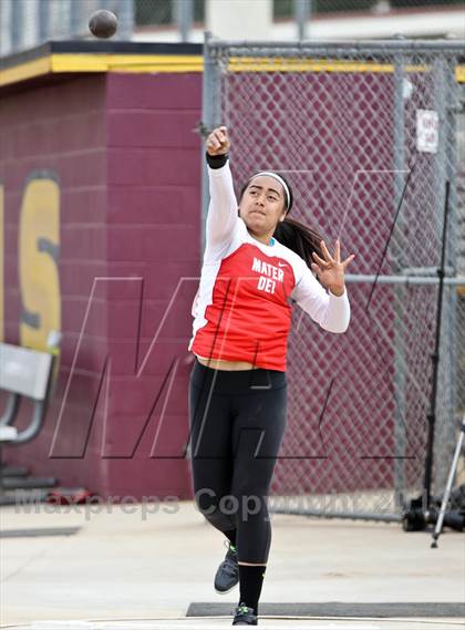 Thumbnail 1 in Arcadia Invitational (Womens Field Events) photogallery.