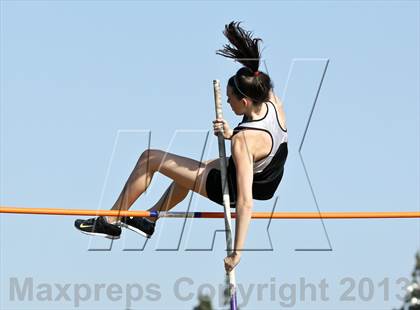 Thumbnail 1 in Arcadia Invitational (Womens Field Events) photogallery.