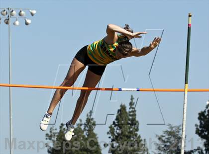 Thumbnail 2 in Arcadia Invitational (Womens Field Events) photogallery.
