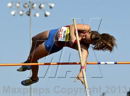 Thumbnail 3 in Arcadia Invitational (Womens Field Events) photogallery.