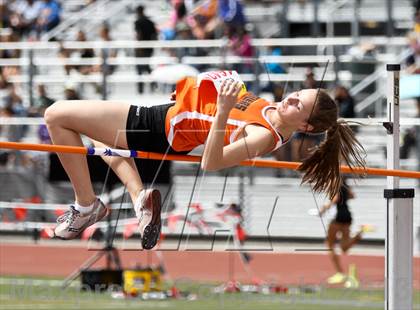 Thumbnail 2 in Arcadia Invitational (Womens Field Events) photogallery.