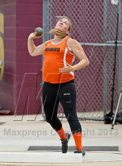 Thumbnail 1 in Arcadia Invitational (Womens Field Events) photogallery.
