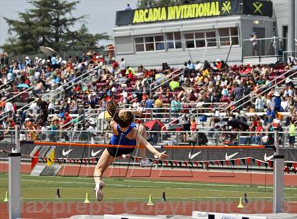 Thumbnail 1 in Arcadia Invitational (Womens Field Events) photogallery.