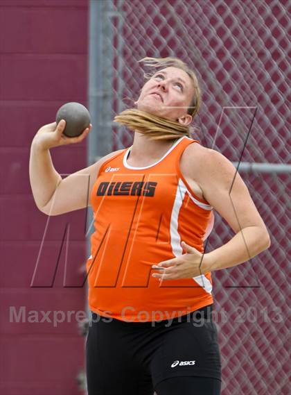 Thumbnail 2 in Arcadia Invitational (Womens Field Events) photogallery.